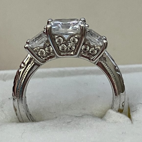 CZ 925 Sterling Silver ring TACORI Size 4 - Picture 4 of 8